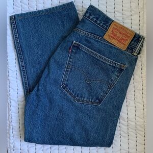 Long JORTS Levi’s 505 36x30(22) HEMMED to 36x22 Excellent Condition Cropped